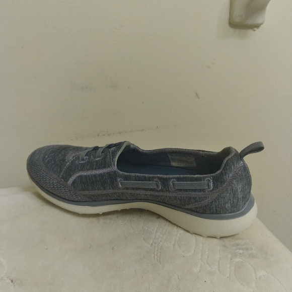 Womens SKETCHERS Gray Slip-On  Shoes Size 7.5 - Picture 15 of 16